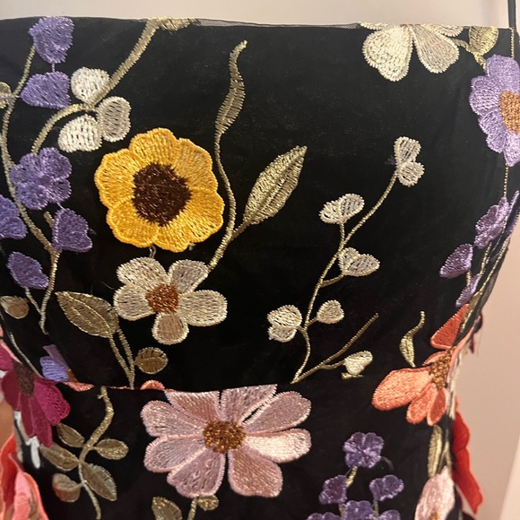 Storia Black Mini Slip Dress with Multicolor 3D Floral Embroidery size M - Picture 6 of 7